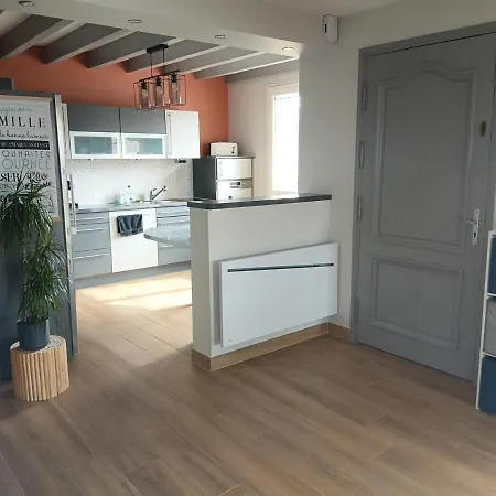 Maison Avec Terrasse Holiday home